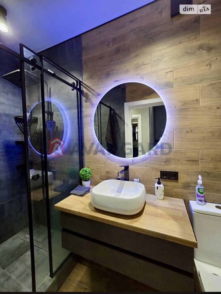 ��������, 90 ��.�. ���� 6