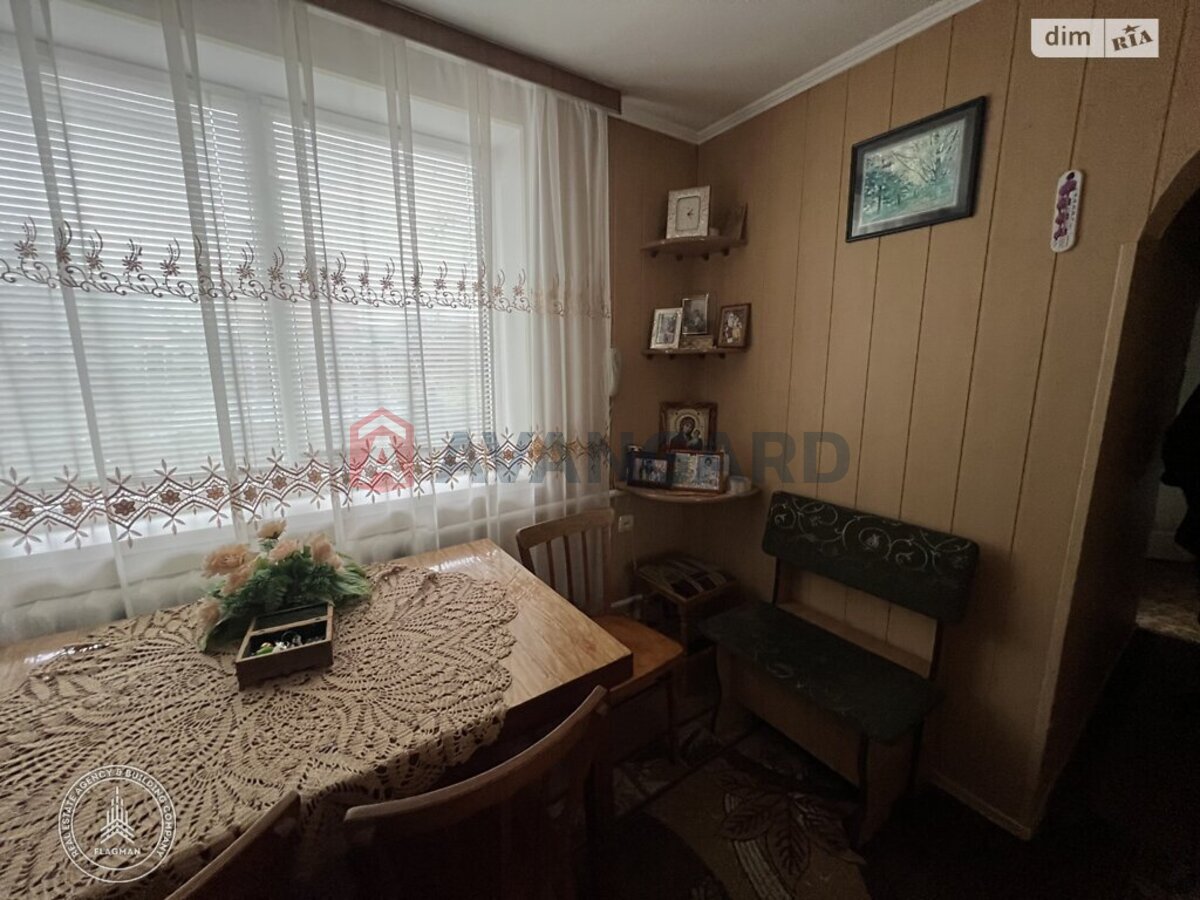 ����� ����, 90 ��.�. ���� 25