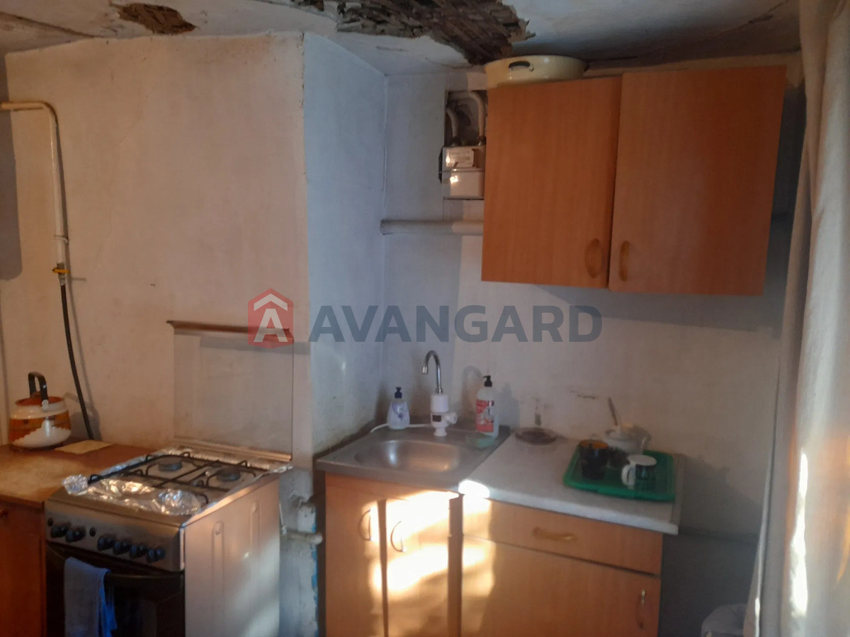 ������� �������, 52 ��.�. ���� 17