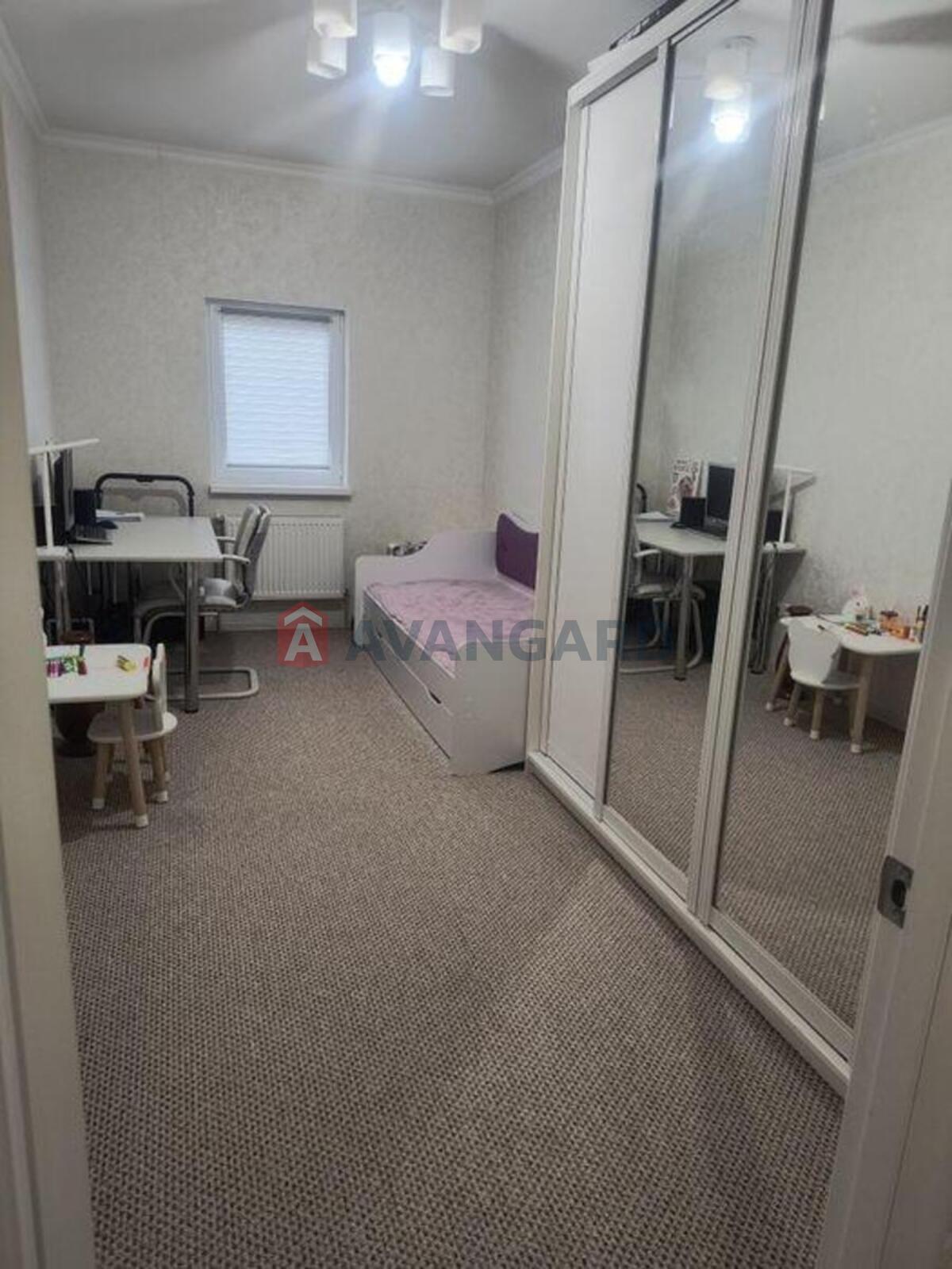 ��������, 70 ��.�. ���� 16