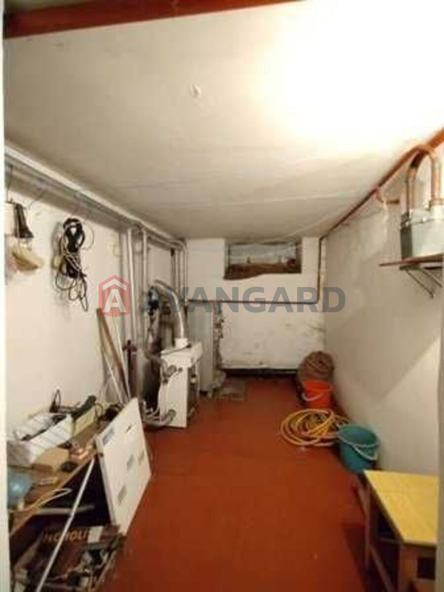 �������, 164 ��.�. ���� 21