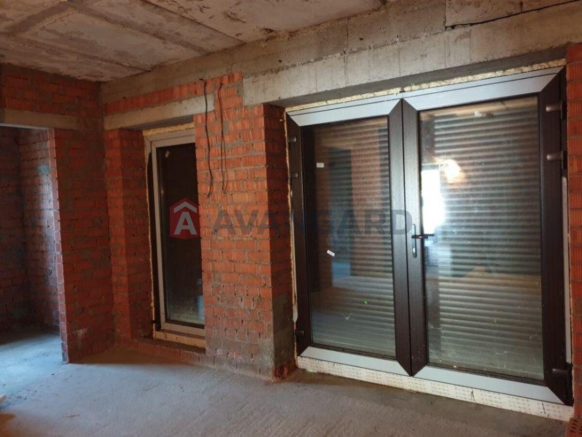 �������, 300 ��.�. ���� 7