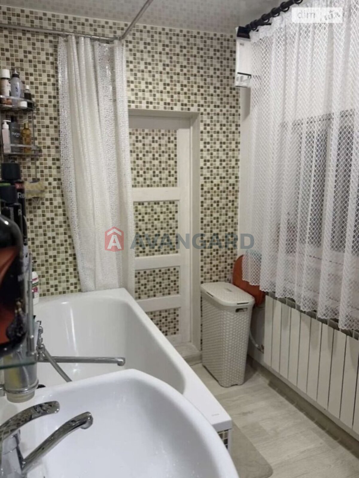 �������, 95 ��.�. ���� 8