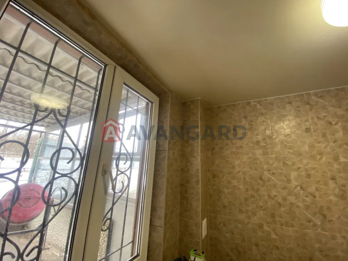 �������, 50 ��.�. ���� 13