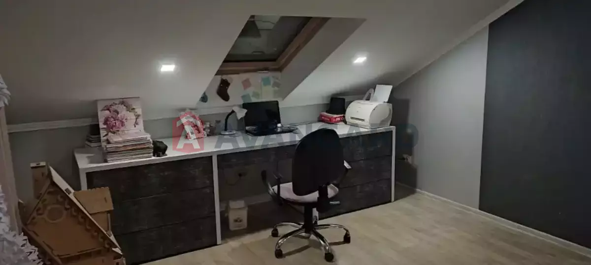 ���, 150 ��.�. ���� 12