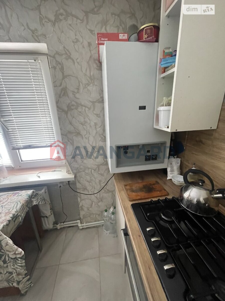 ������� �������, 40 ��.�. ���� 6