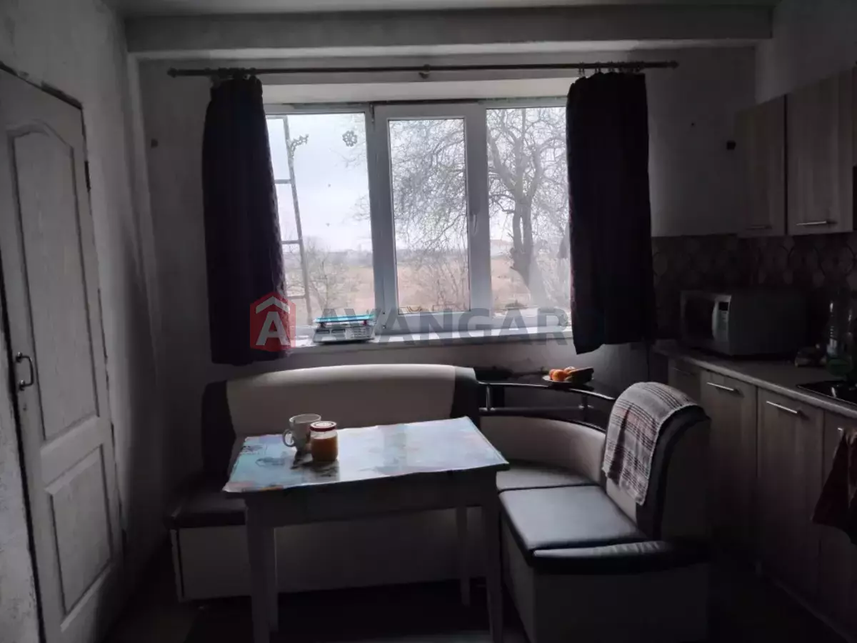 �������, 80 ��.�. ���� 11