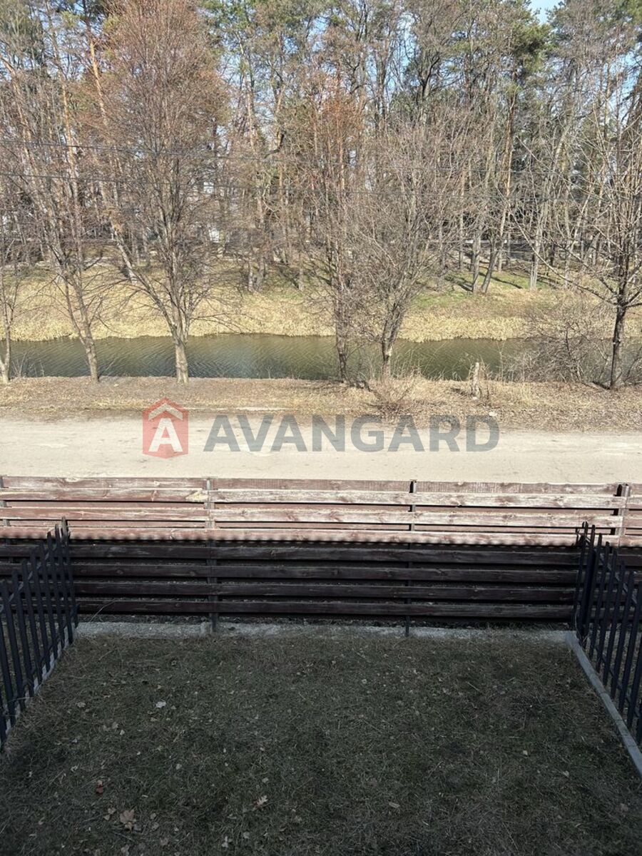 ��������, 160 ��.�. ���� 10