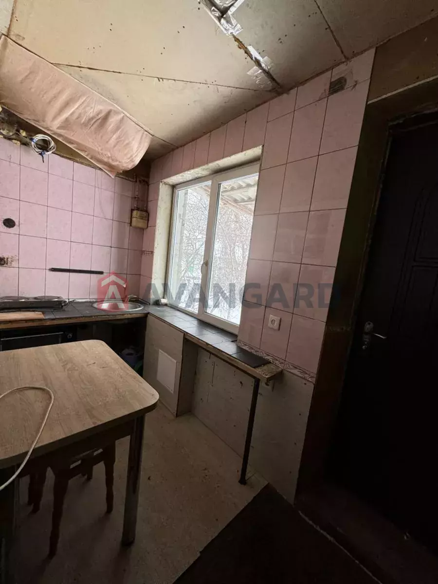 ������� �������, 40 ��.�. ���� 6