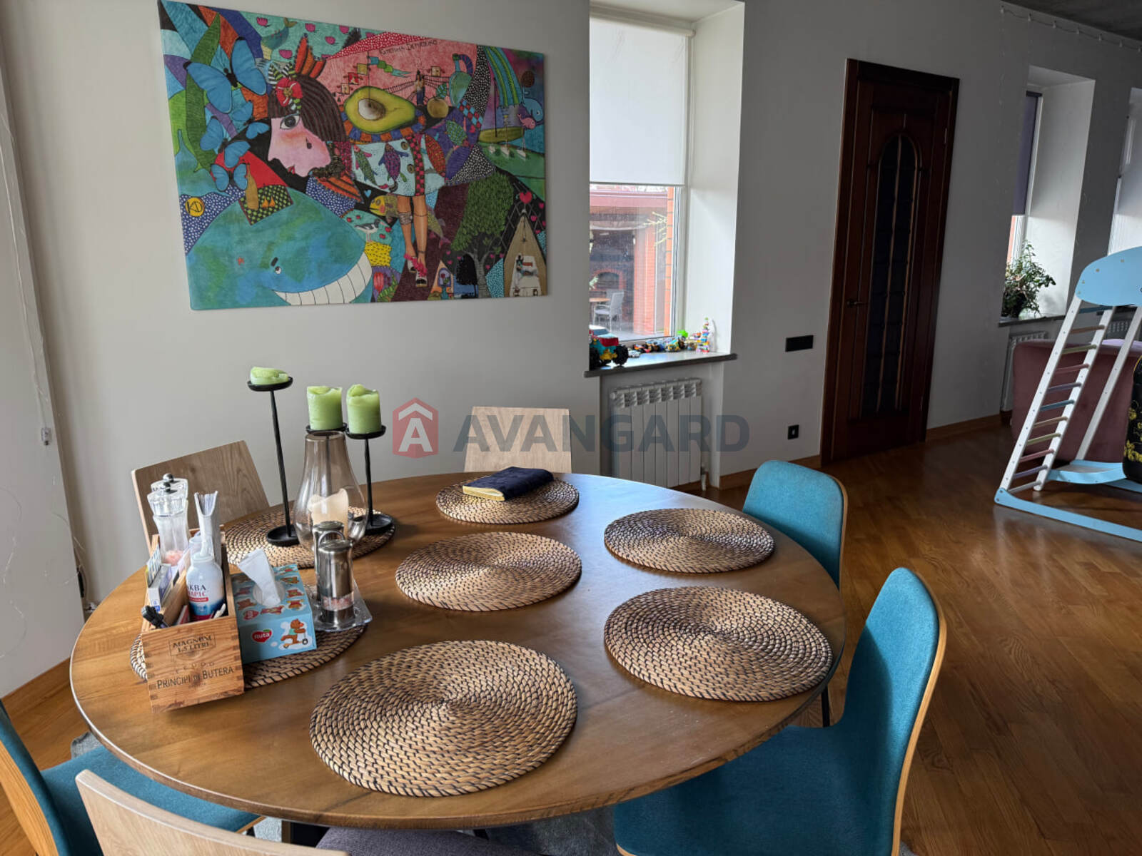 �������, 240 ��.�. ���� 9