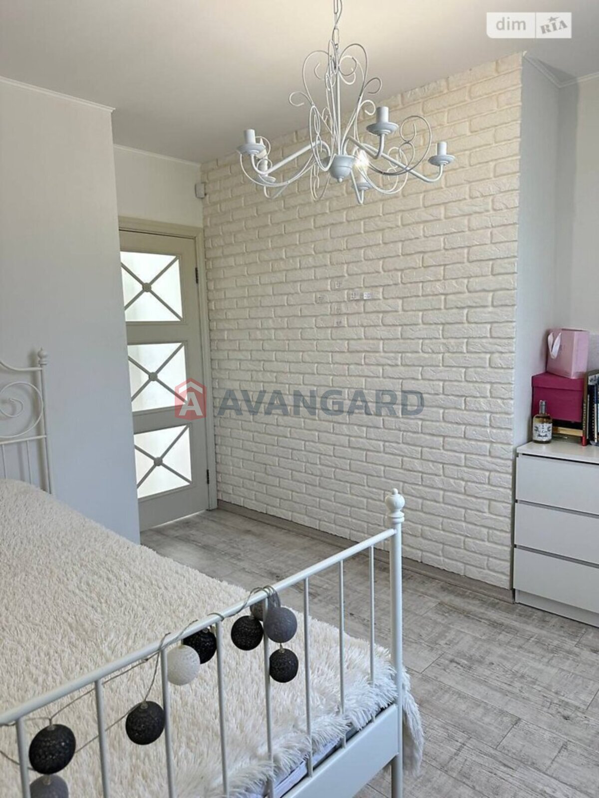 �������, 160 ��.�. ���� 6