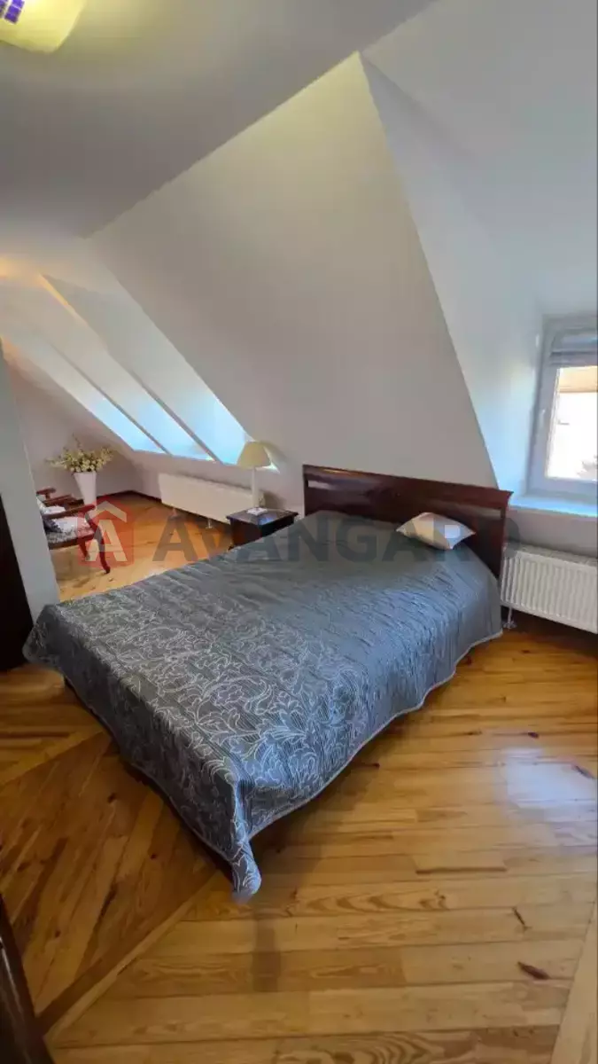 �������, 320 ��.�. ���� 5