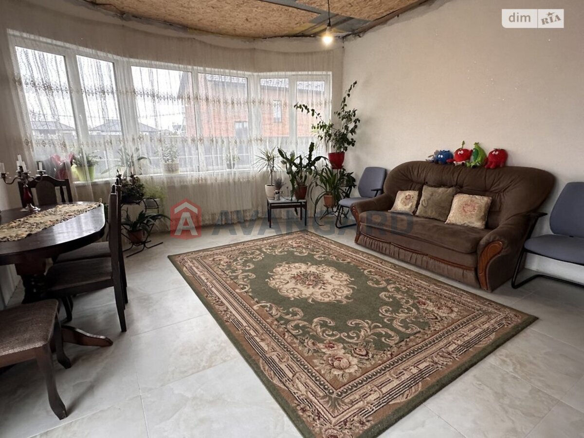 �������, 100 ��.�. ���� 18