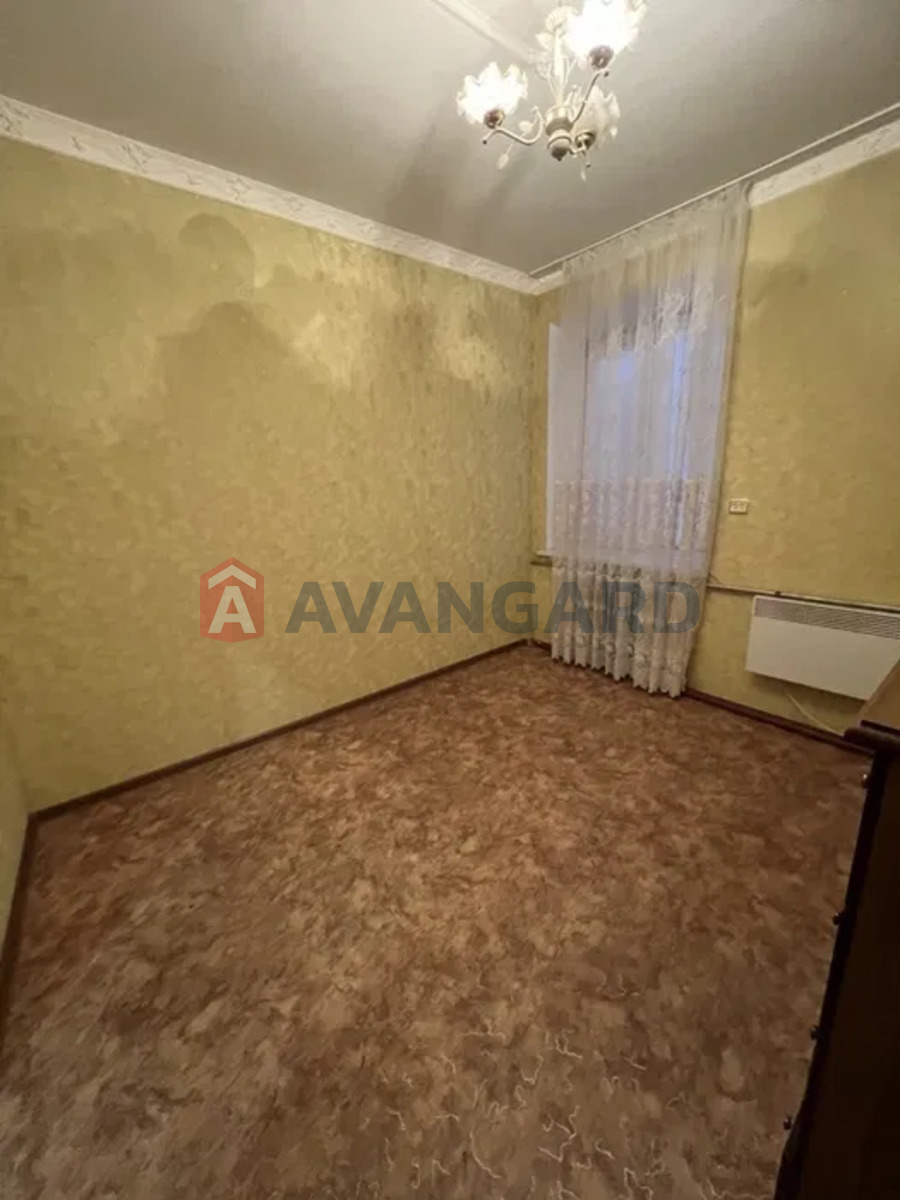 ���, 80 ��.�. ���� 3