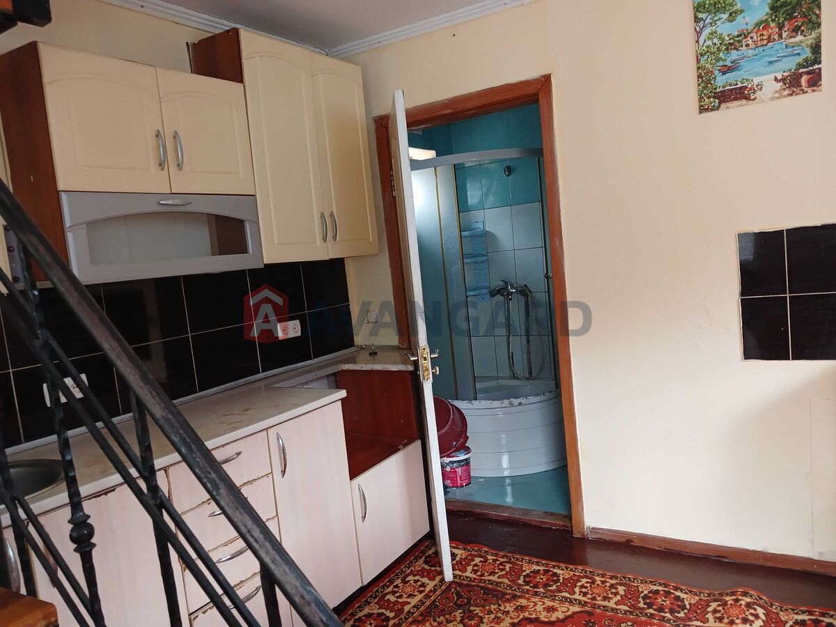 ���, 32 ��.�. ���� 1