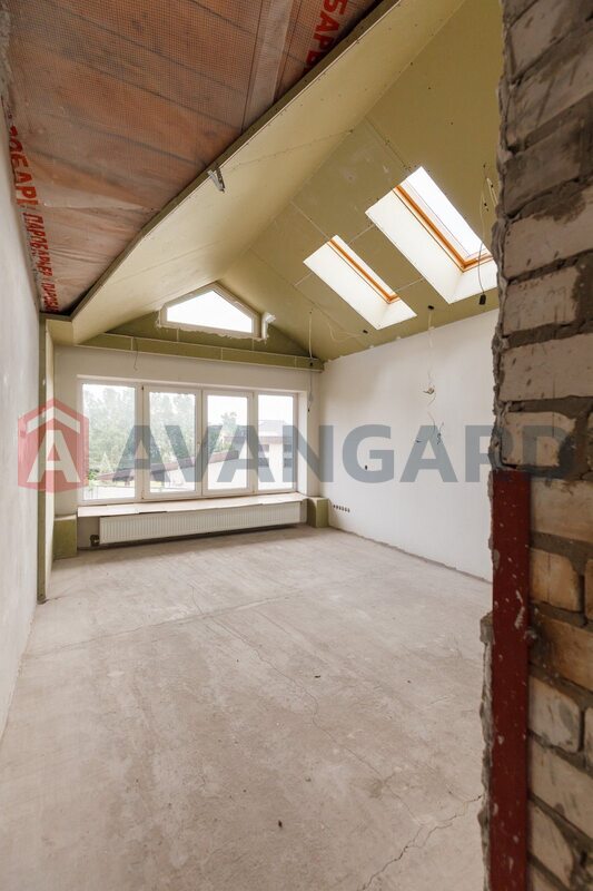 �������, 300 ��.�. ���� 12