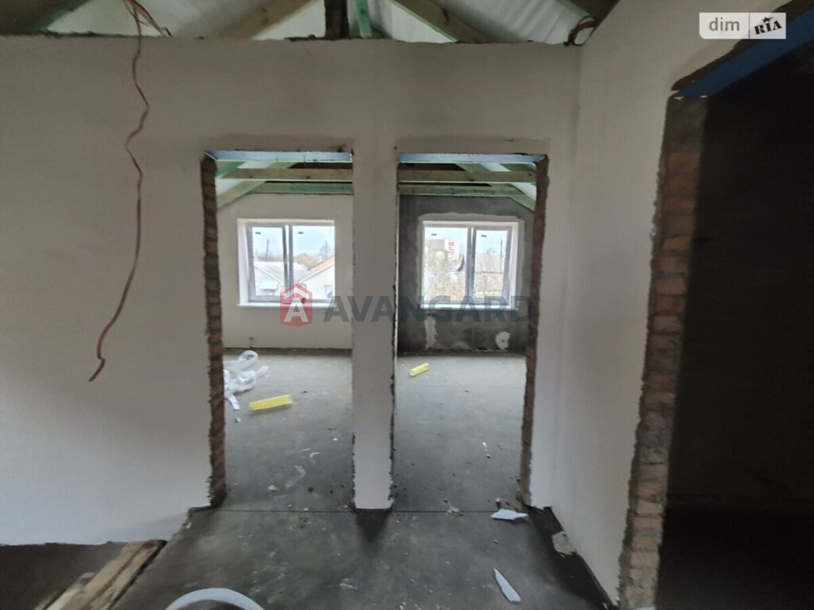 �������, 105 ��.�. ���� 20