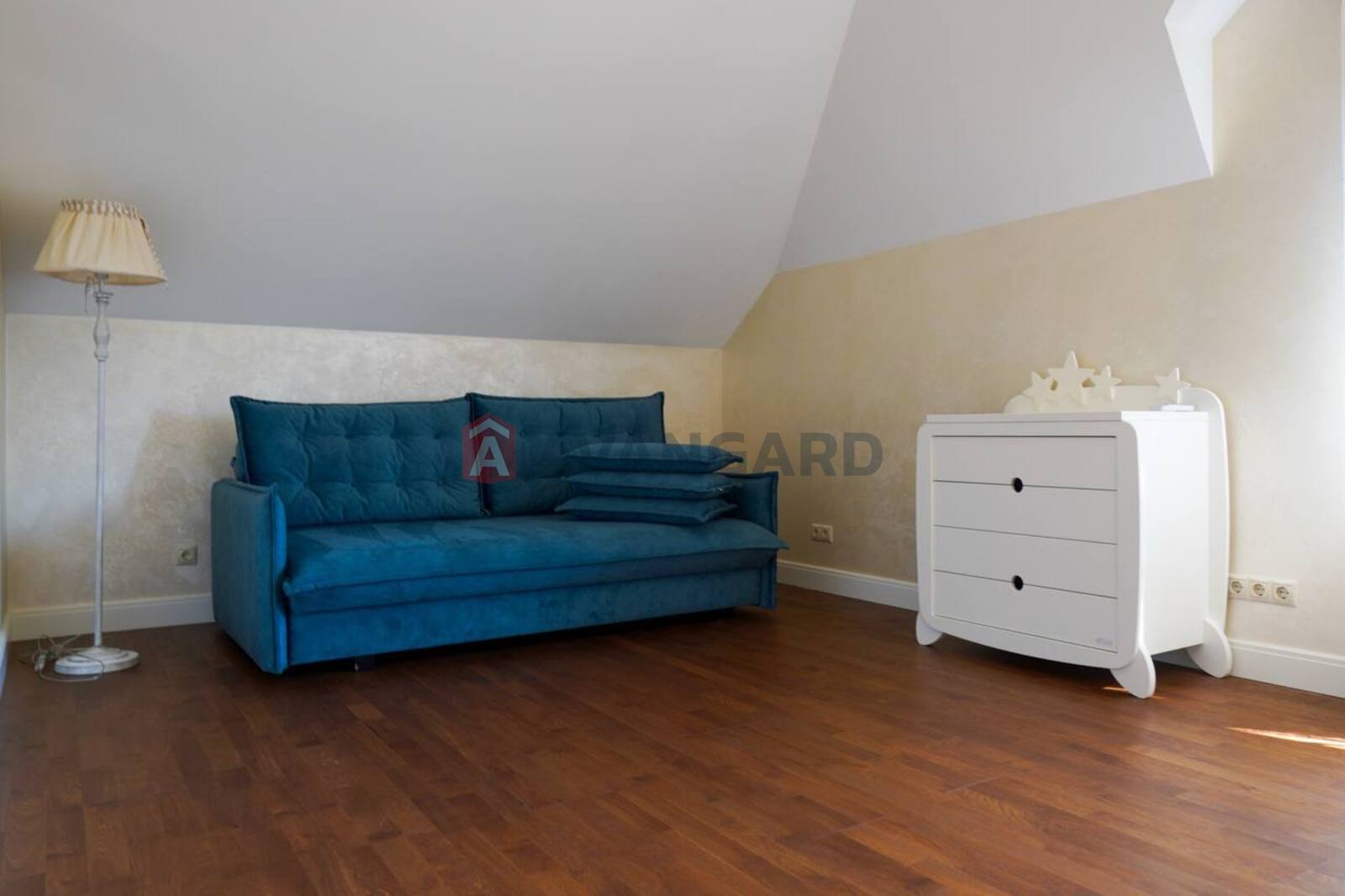 �������, 300 ��.�. ���� 14