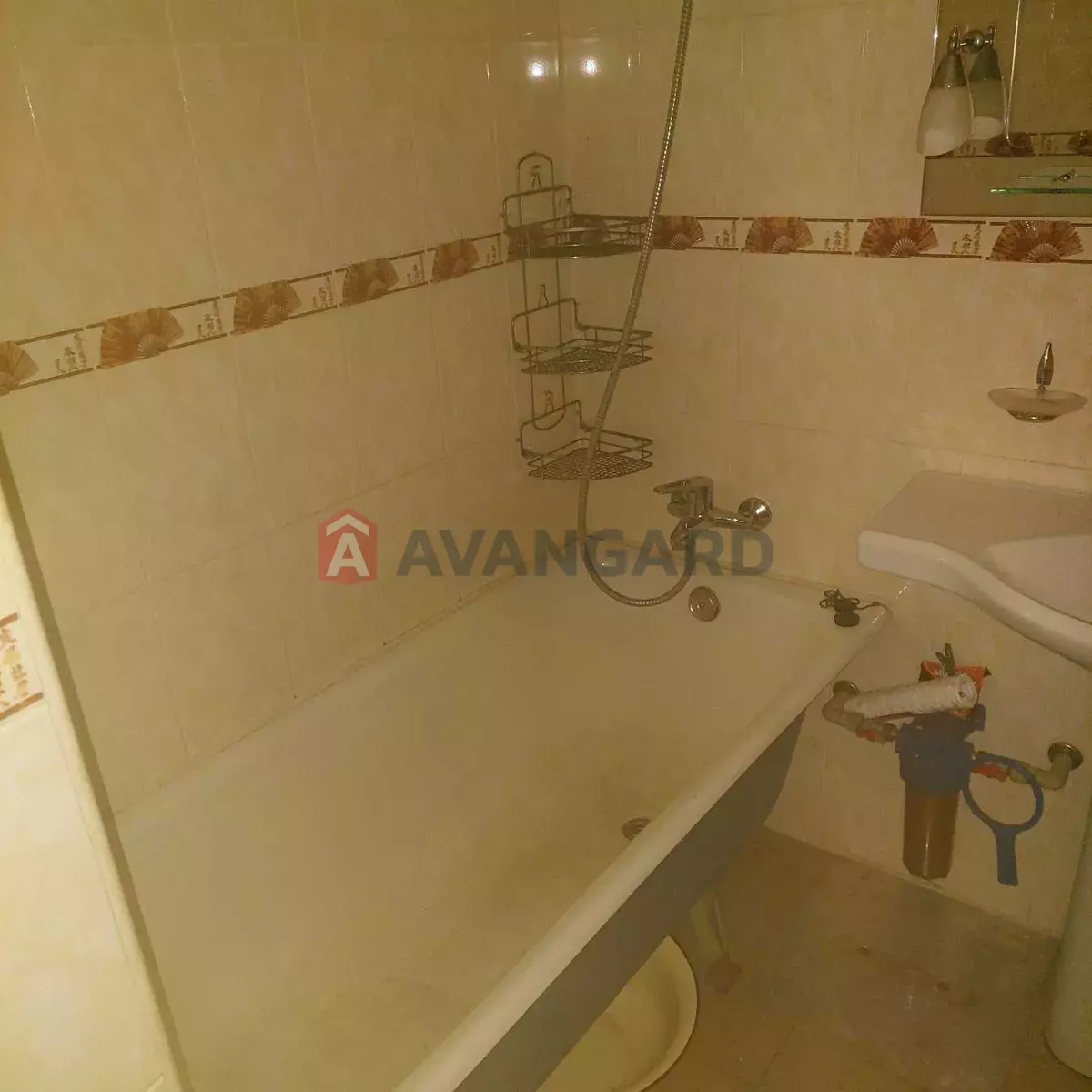 ������� �������, 39 ��.�. ���� 4