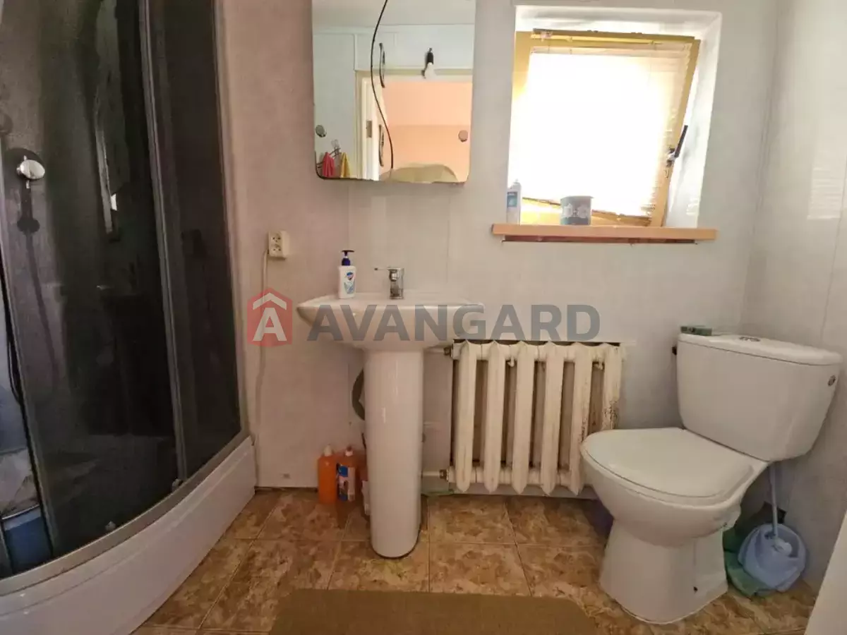 �������, 70 ��.�. ���� 8