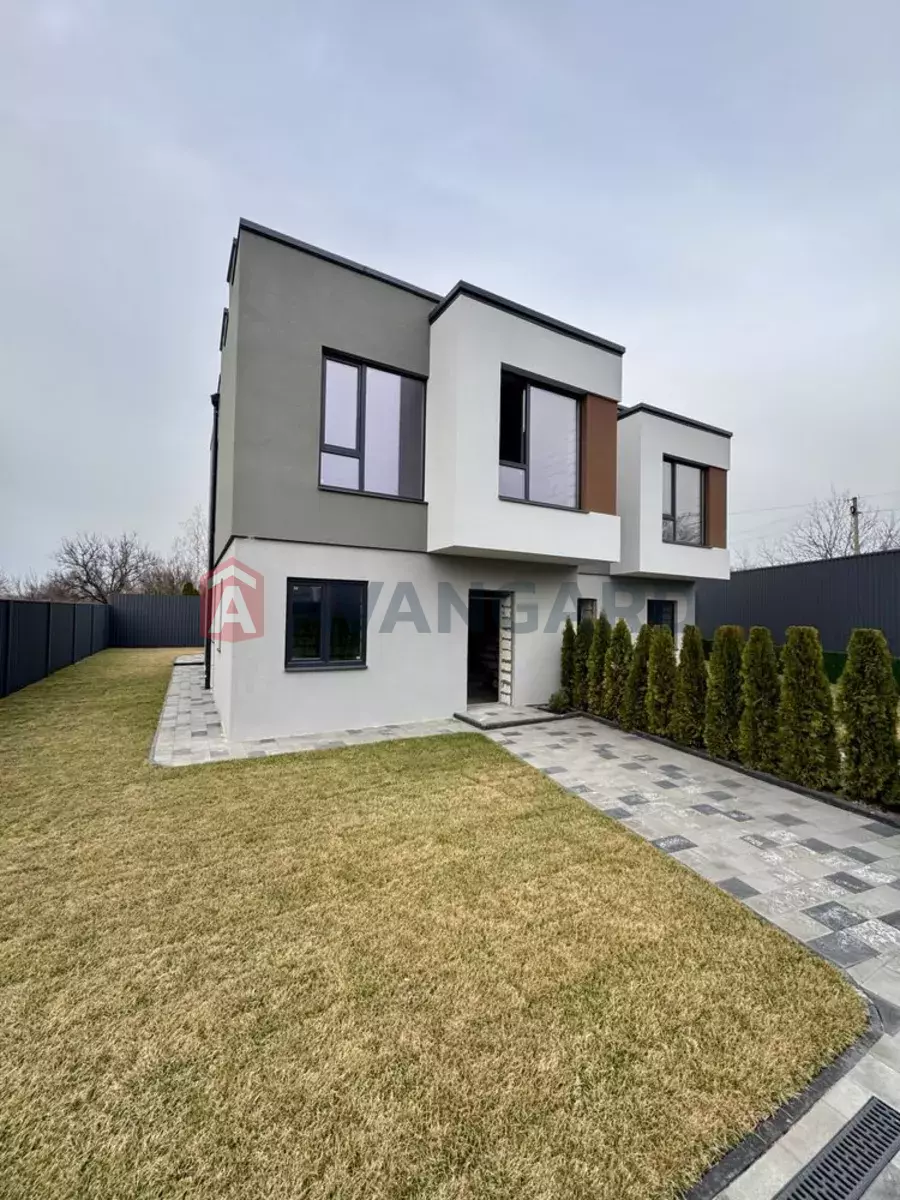 100 ��.�. ���� 1