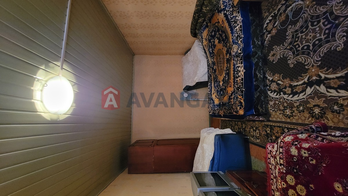 ������� �������, 48 ��.�. ���� 14