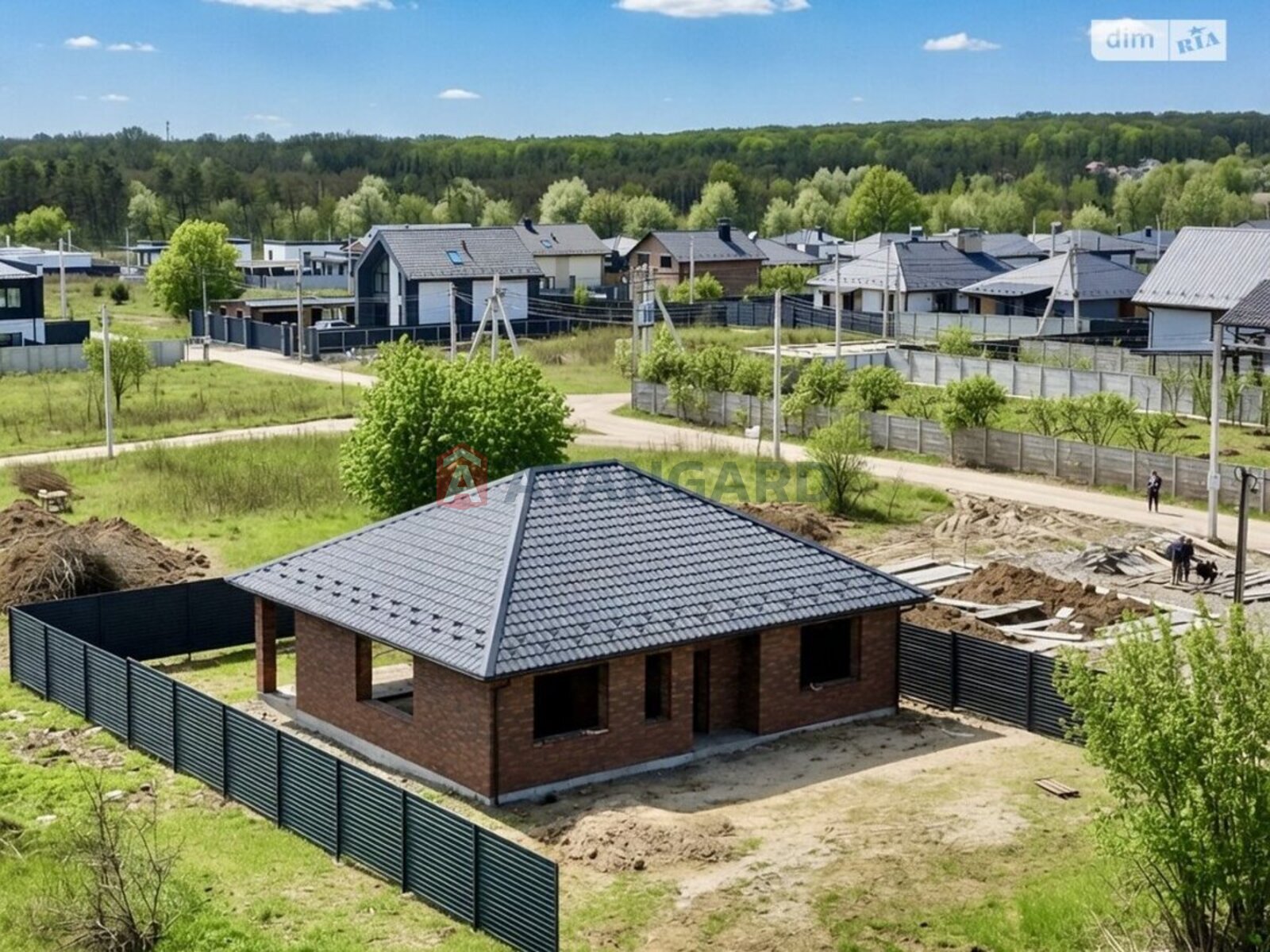 �������, 100 ��.�. ���� 2