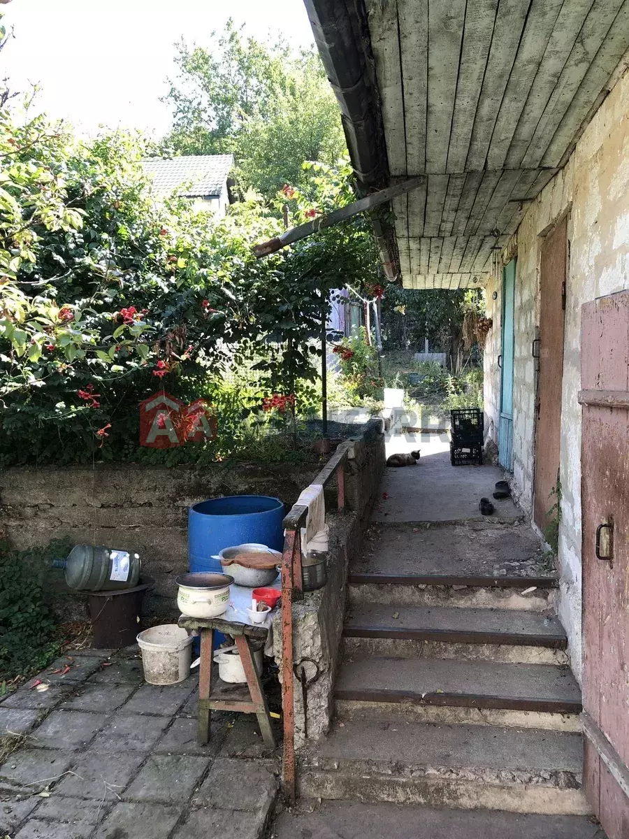 ������� �������, 85 ��.�. ���� 18