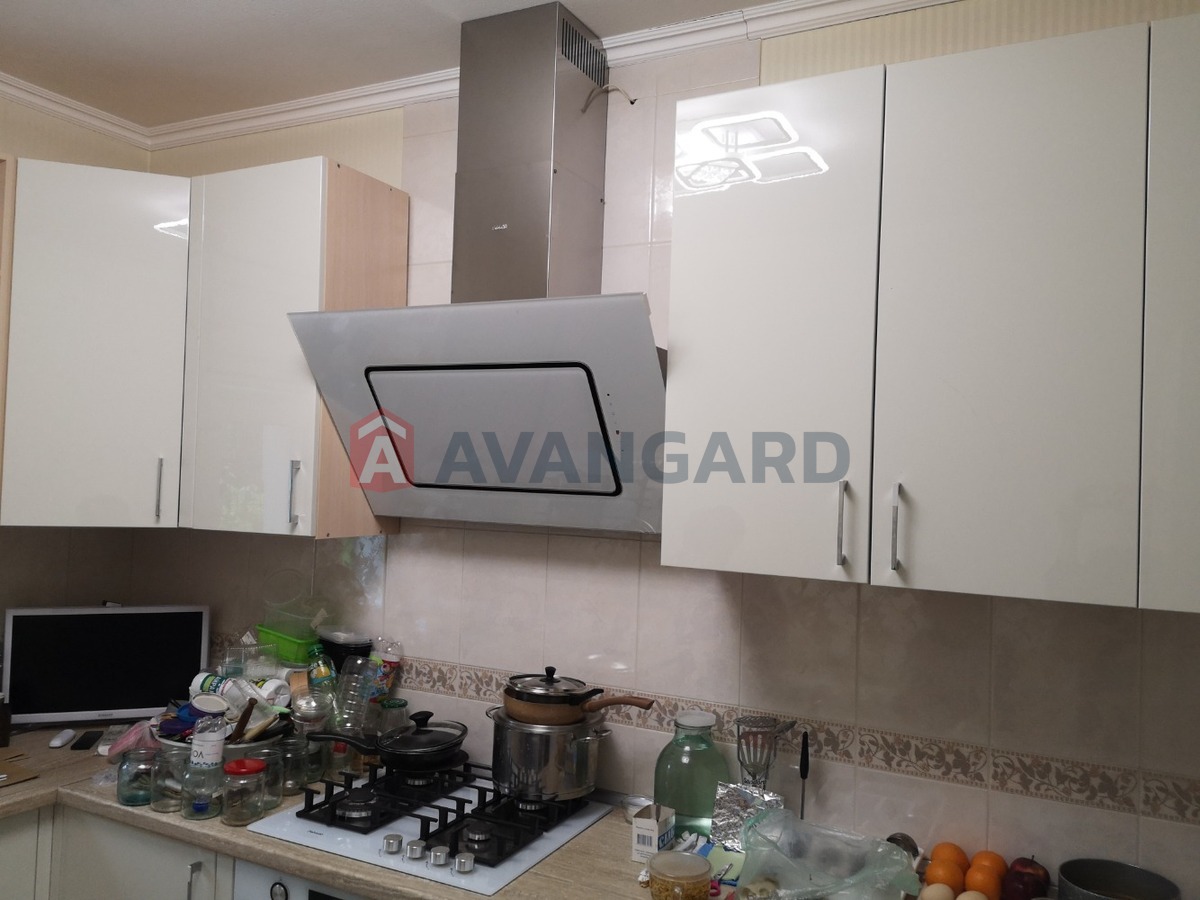 ������� �������, 100 ��.�. ���� 22