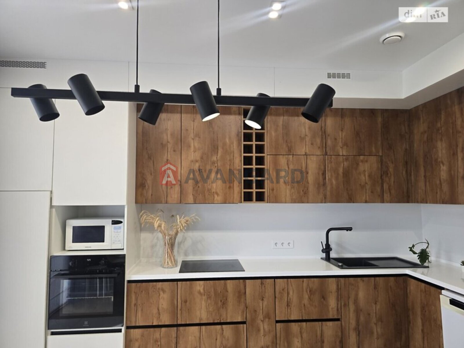 �������, 122 ��.�. ���� 2