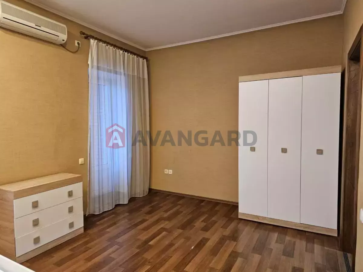 �������, 178 ��.�. ���� 1