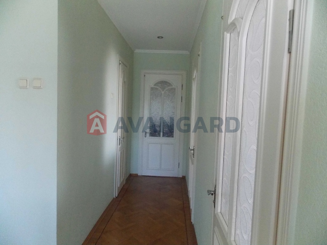 �������, 336 ��.�. ���� 18