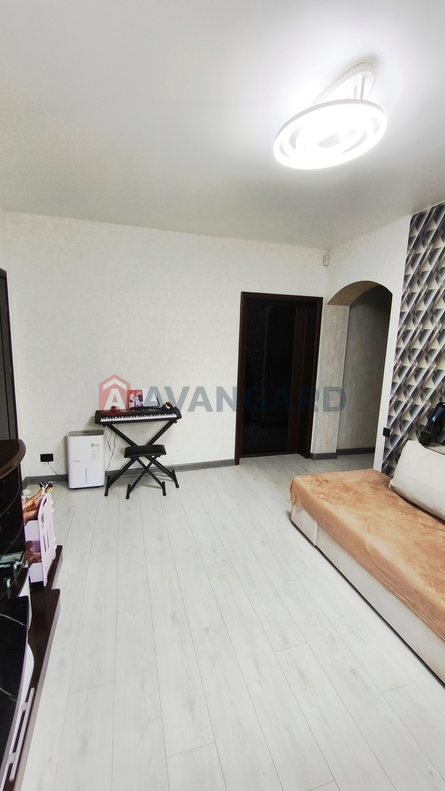 ���, 140 ��.�. ���� 9