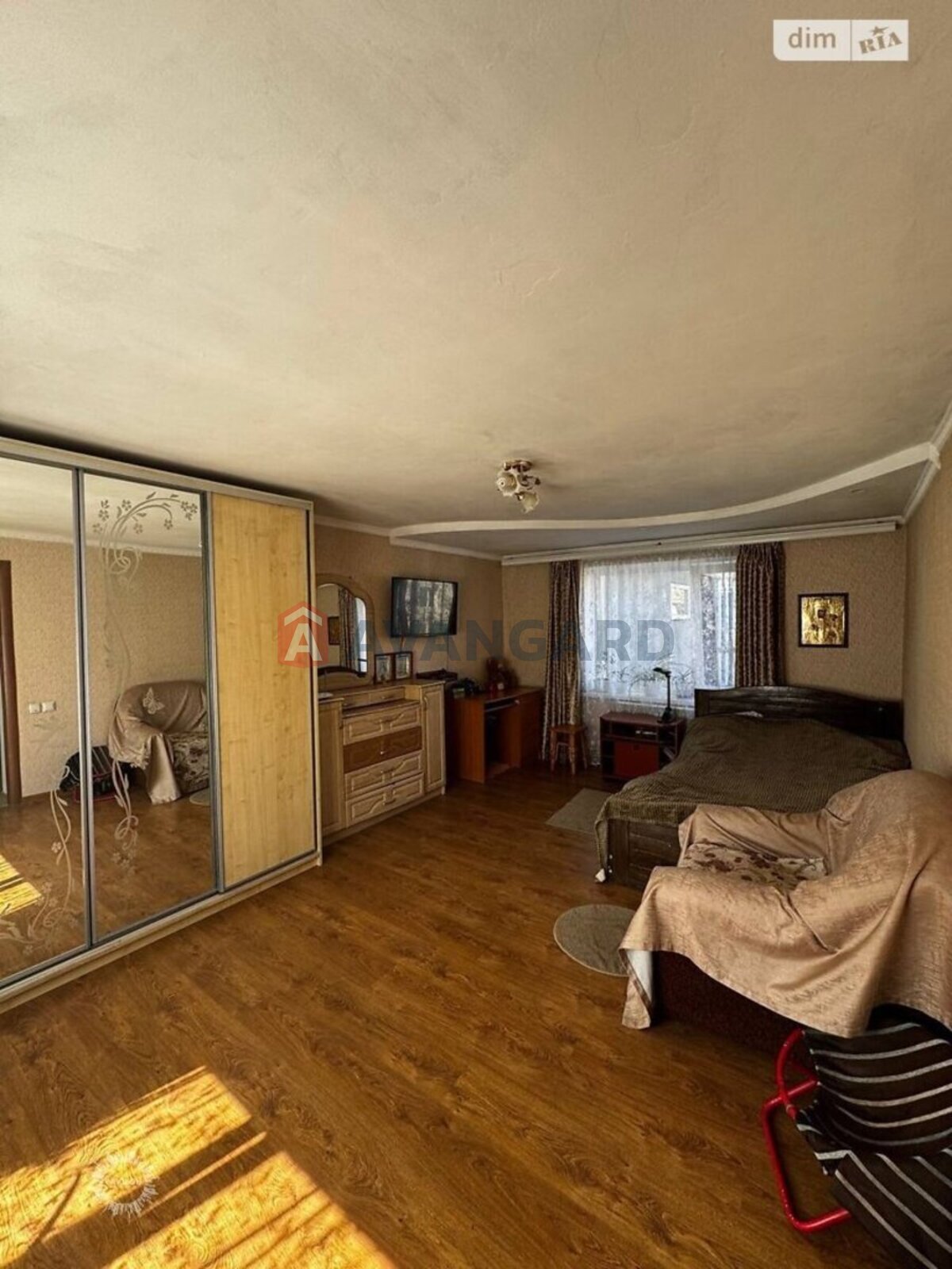 �������, 90 ��.�. ���� 10