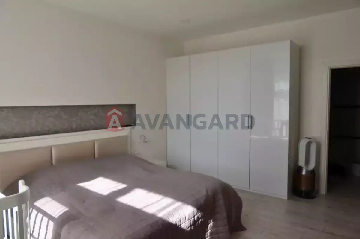 �������, 140 ��.�. ���� 16