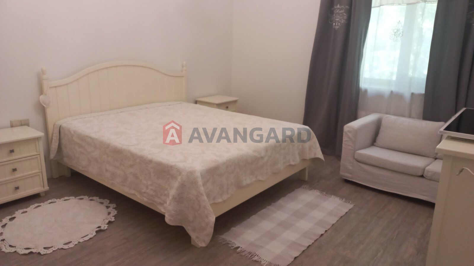 �������, 200 ��.�. ���� 12