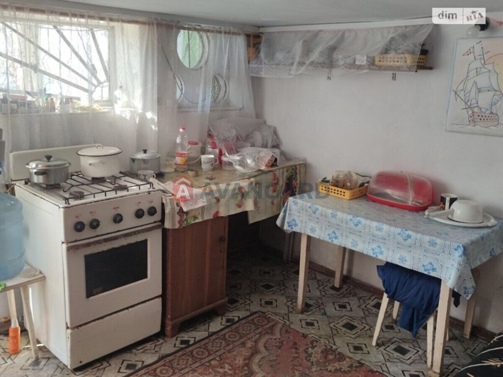 �������, 56 ��.�. ���� 12