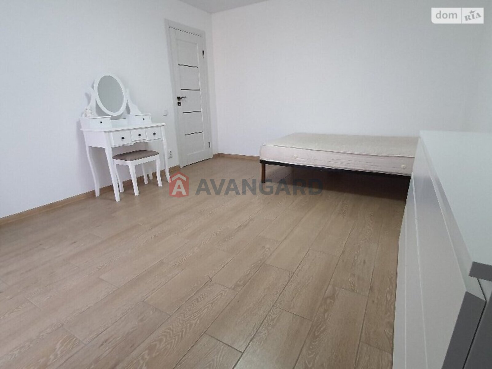 �������, 340 ��.�. ���� 29