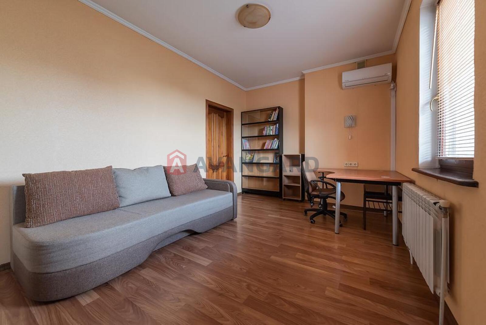 �������, 283 ��.�. ���� 13