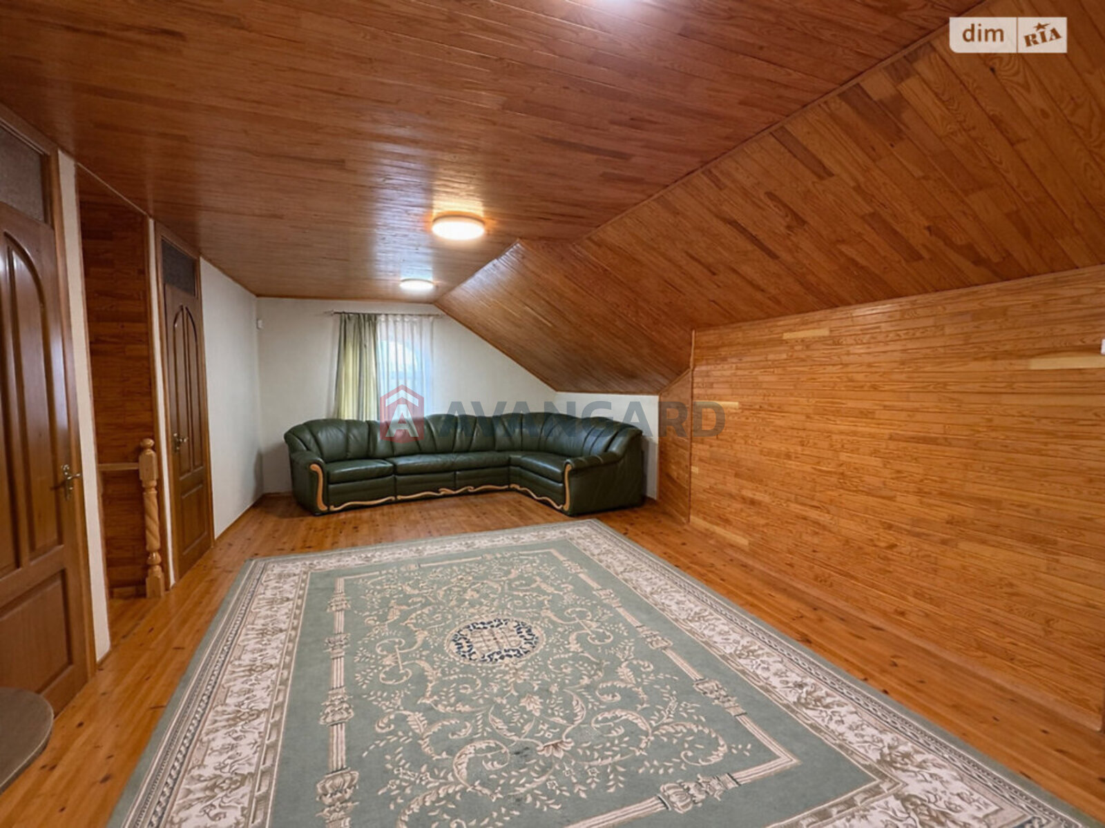 �������, 300 ��.�. ���� 26