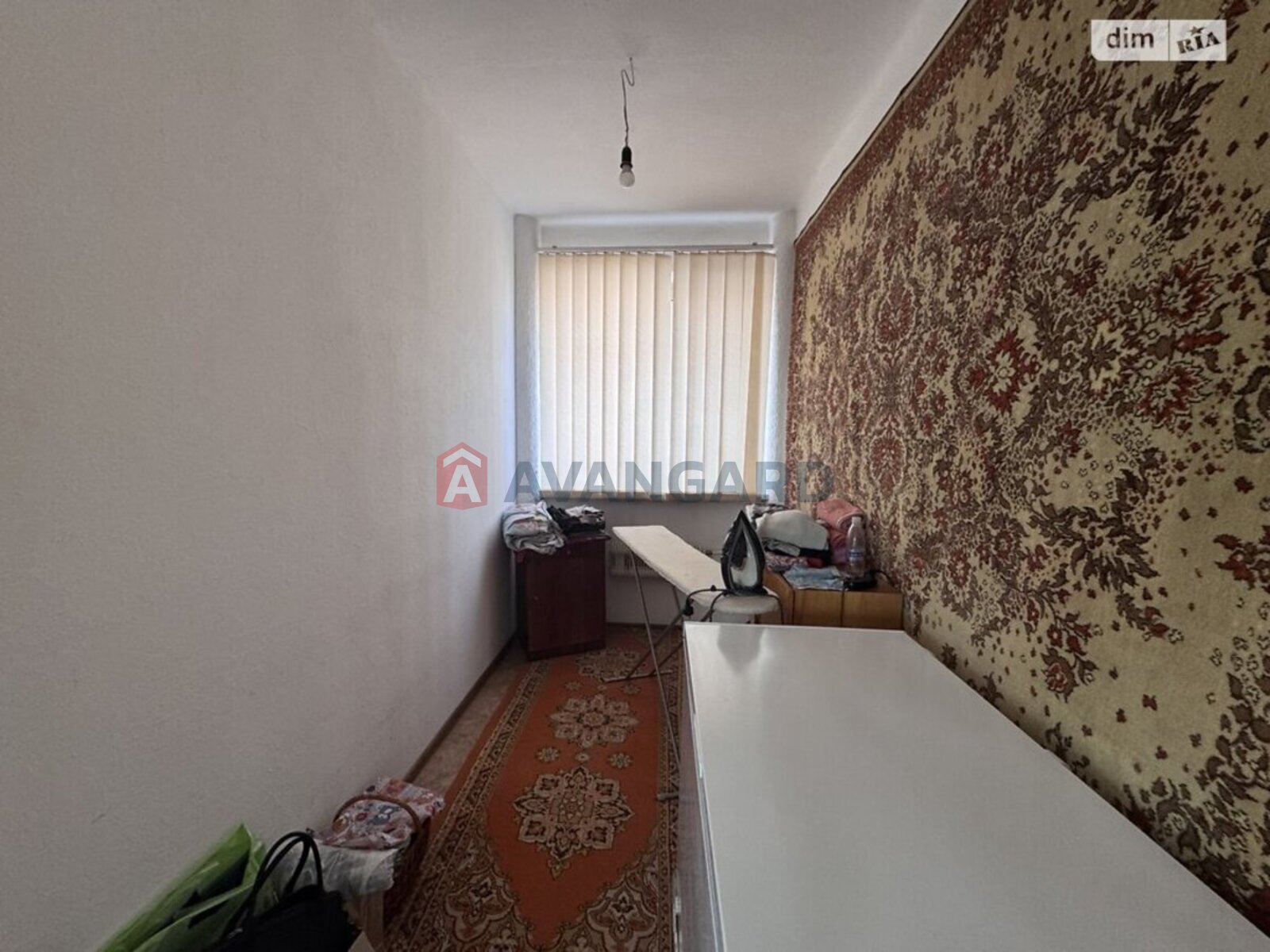 �������, 300 ��.�. ���� 8