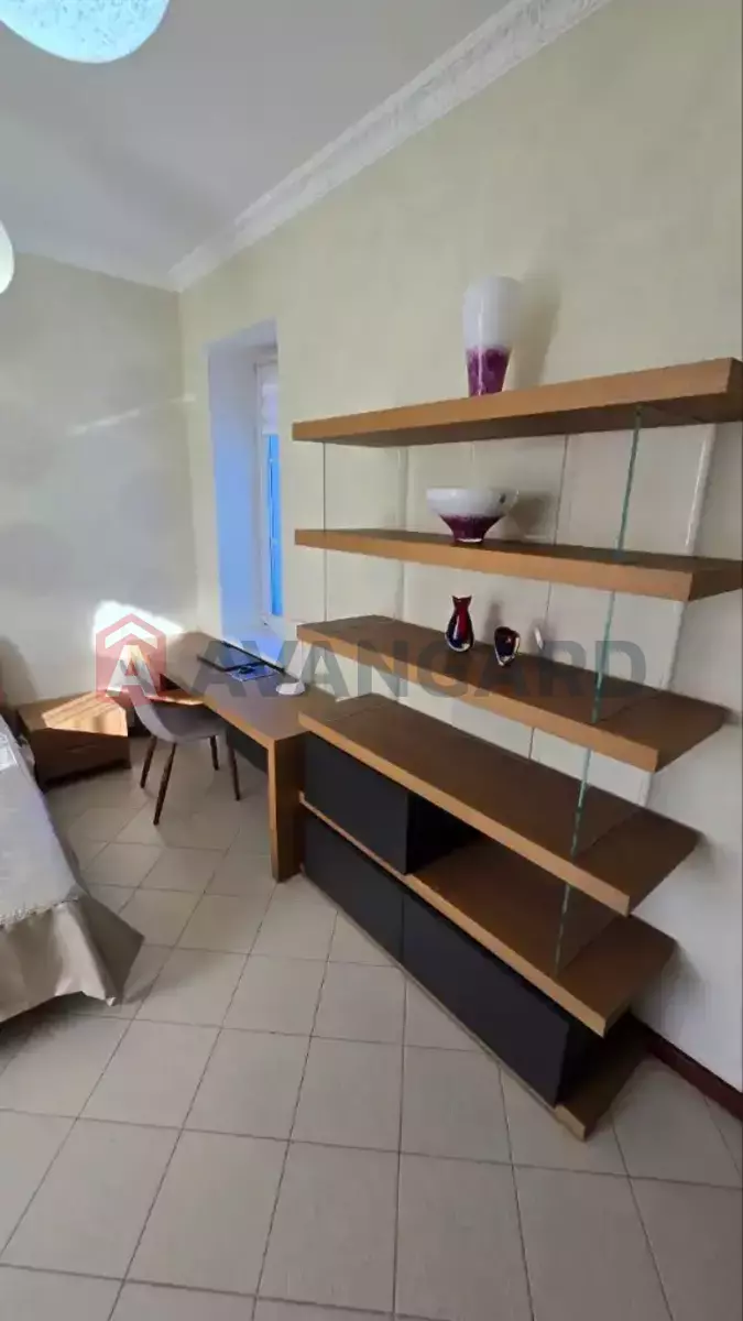 �������, 320 ��.�. ���� 19