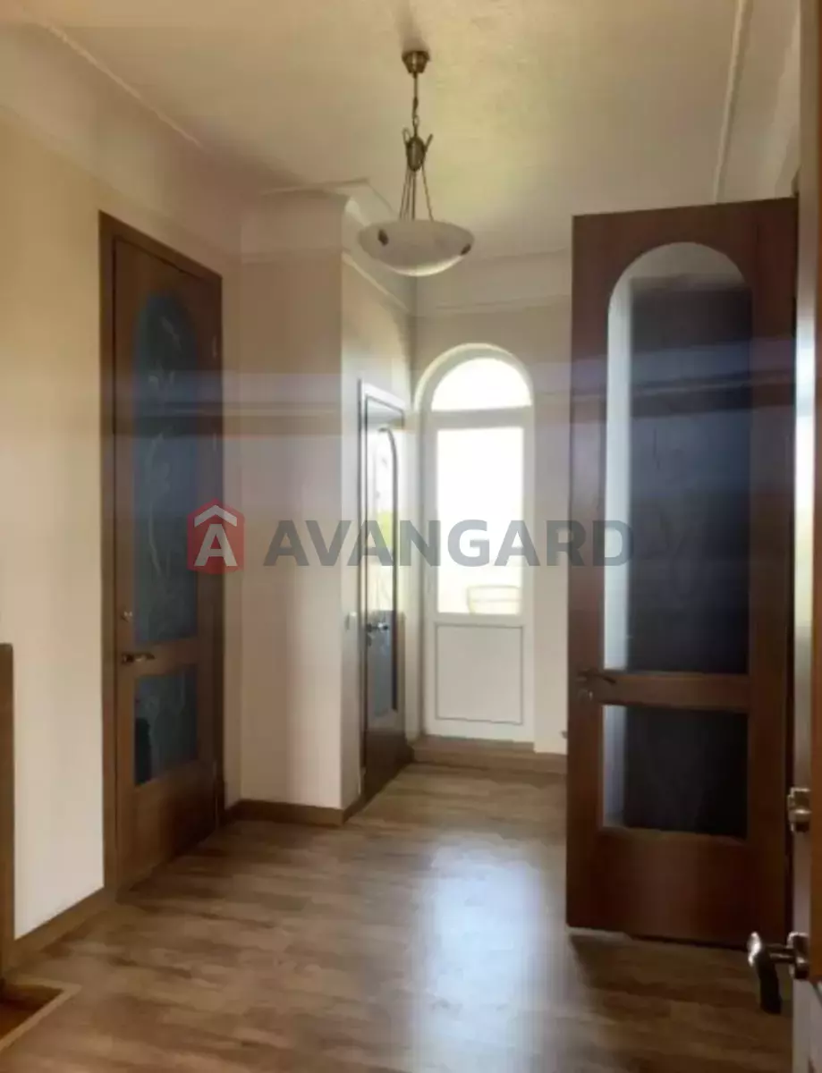 �������, 270 ��.�. ���� 7