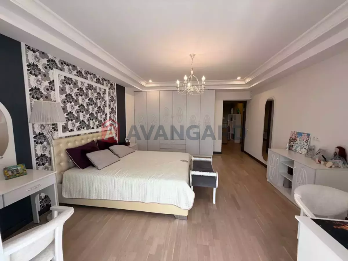 �������, 275 ��.�. ���� 11