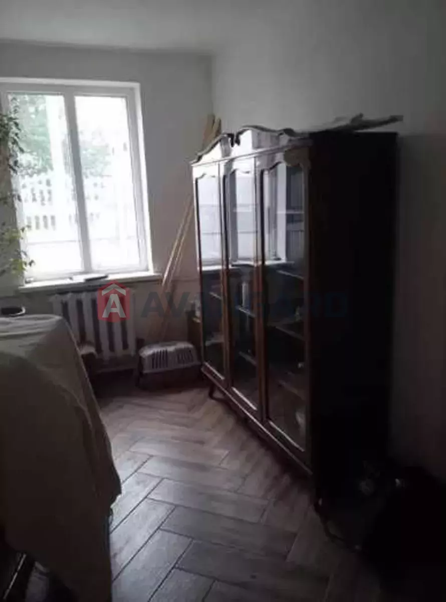 �������, 80 ��.�. ���� 12