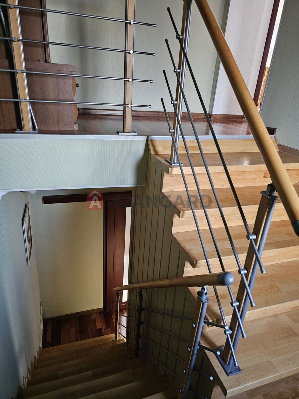 ����, 100 ��.�. ���� 12