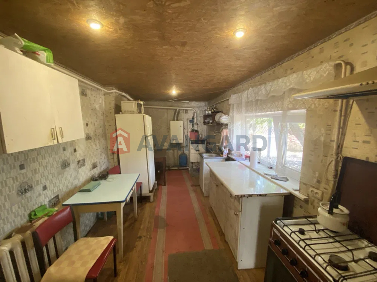 �������, 65 ��.�. ���� 19