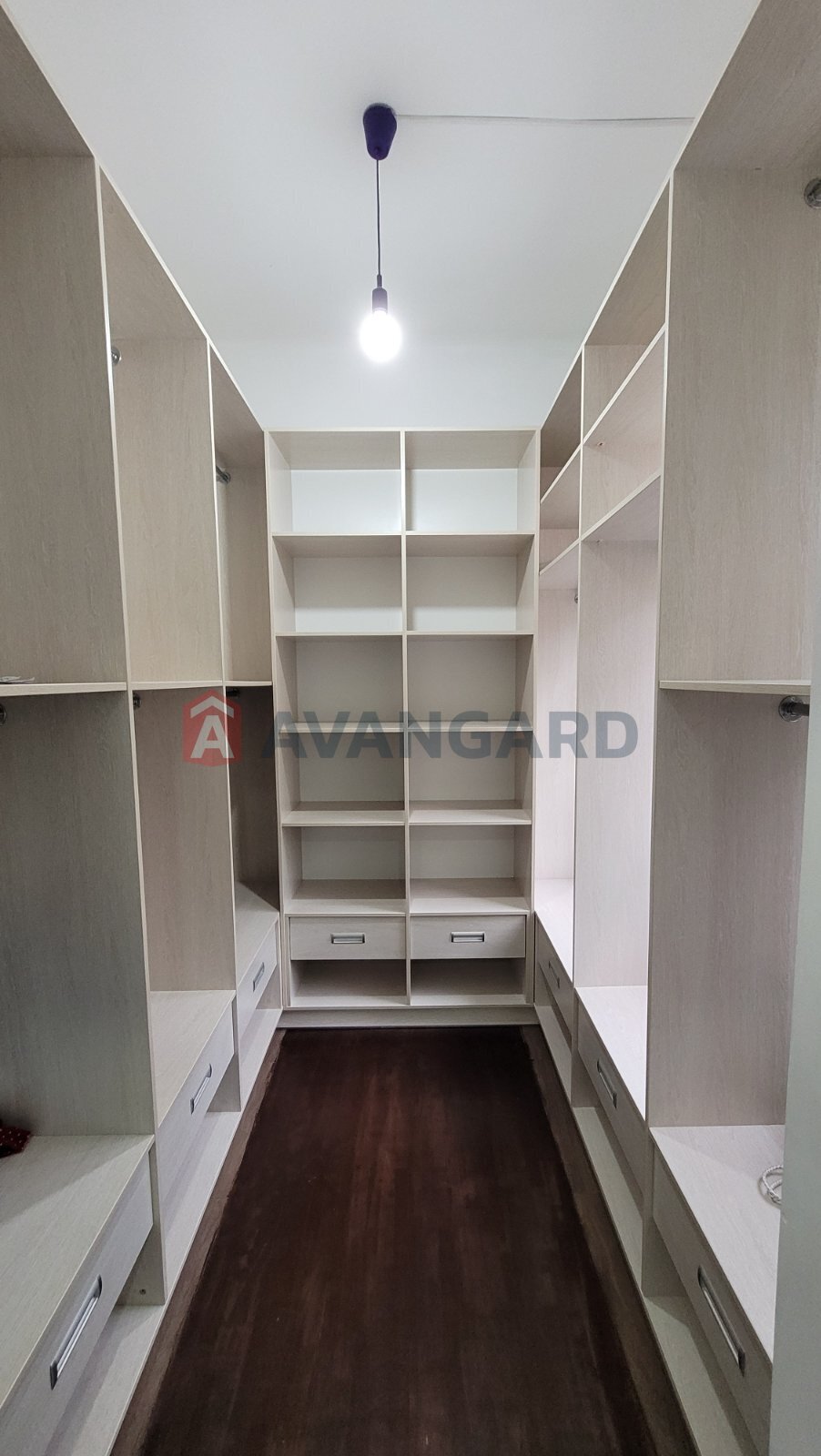 �������, 140 ��.�. ���� 23