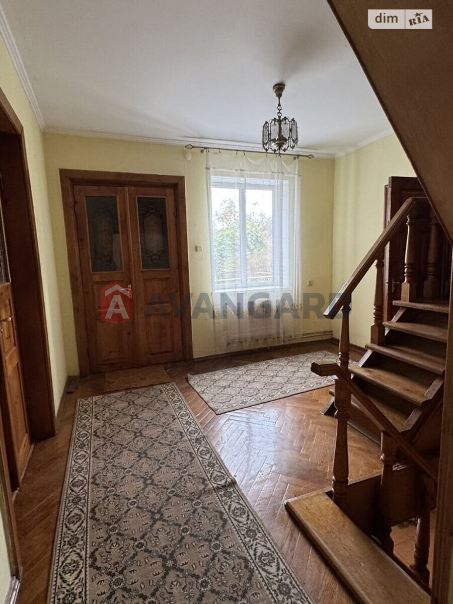 �������, 301 ��.�. ���� 11