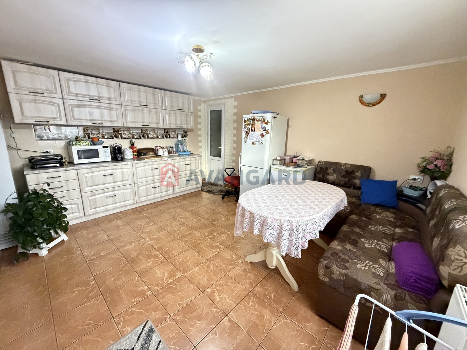 ���, 172 ��.�. ���� 12